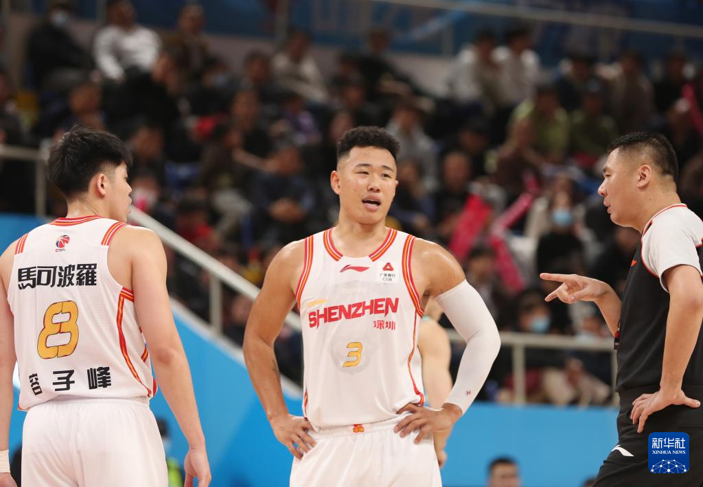 包含赛地聚焦：CBA常规赛转会期热度飙升，洛杉矶快船完成体检，媒体盛赞，医务组通报恢复的词条