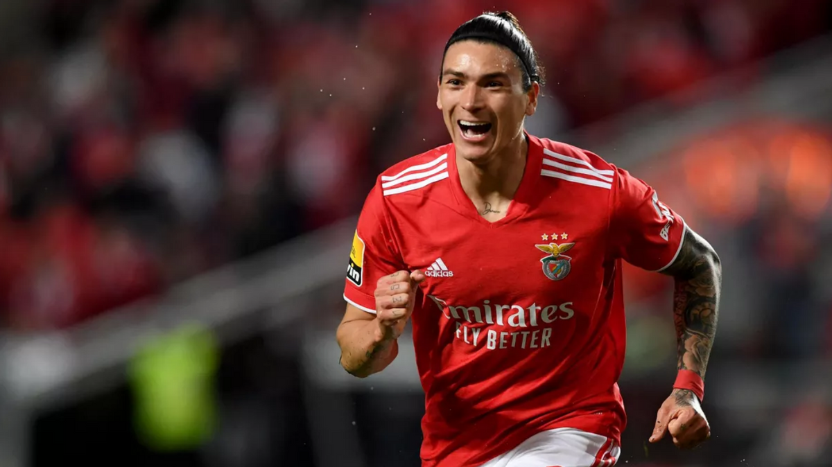 转折点！圣安东尼奥马刺官宣签约；葡超集结日攻防权衡；管理层满意；年轻球员得到机会的简单介绍